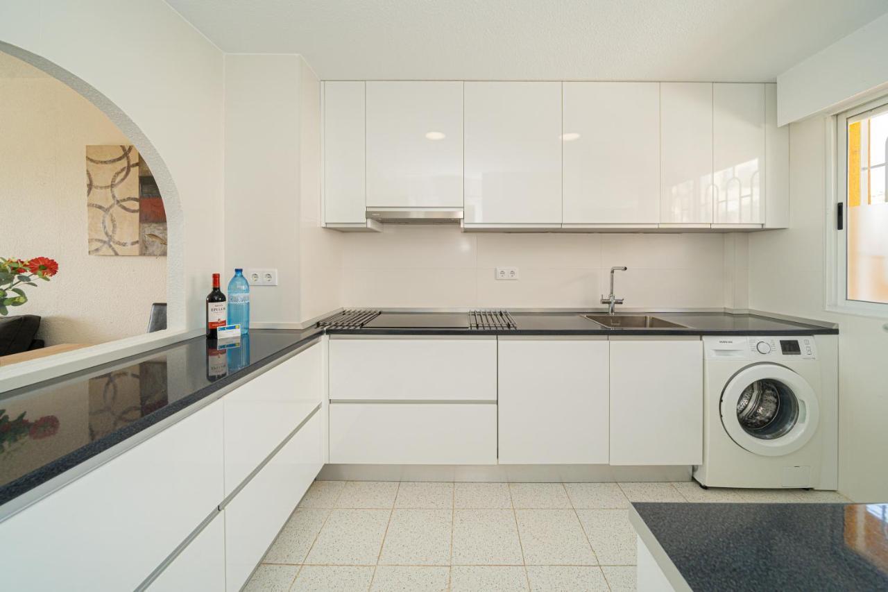 Apartment Sandra By The Sea Ел Кампело Екстериор снимка